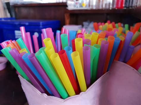 reasons  plastic straws  bad   health