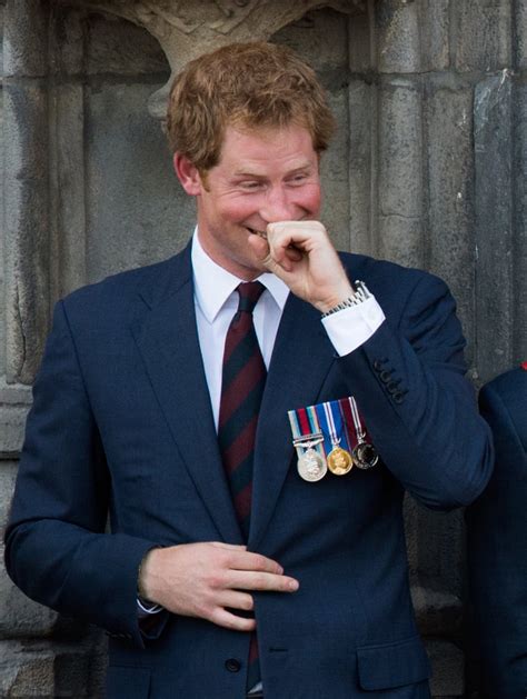 He Sometimes Can T Keep It Together Funny Prince Harry Pictures