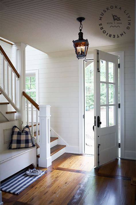 pin  stacey leach  cottage summer house farmhouse interior