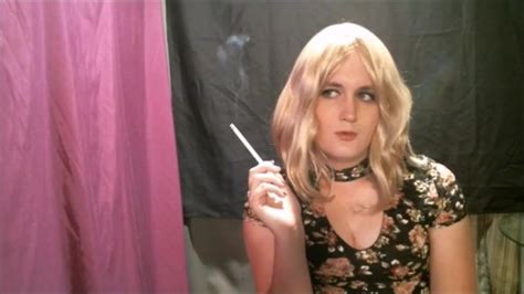 sexy bimbo sissy smoking her 120s like a proper submissive