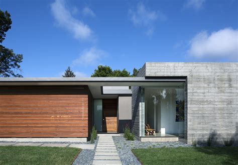 photo     discuss steel glass concrete wooddo    preference   modern