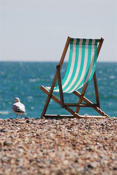 gambar pantai pasir kayu kursi tepi laut warna duduk liburan biru mebel deckchair