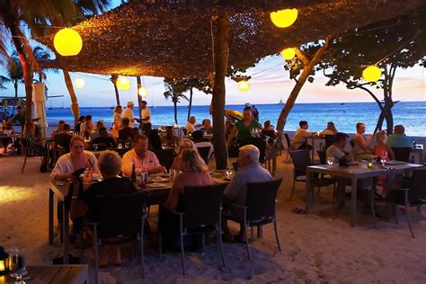 the best restaurants in aruba