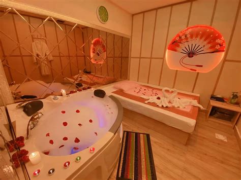 luxury spa massage service  dubai full body massage center