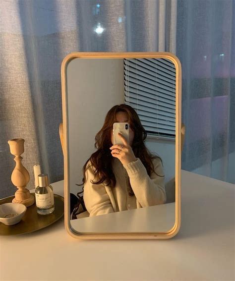 Instagram K Th Mirror Selfie Poses Instagram Aesthetic Korean