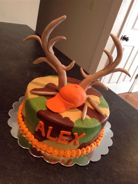 deer hunter cake dream cakes  melissa   pinterest cake deer cakes  birthday cakes