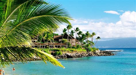 maui island tourist destinations