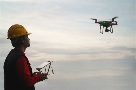 curso profesional de piloto de drones sts  radiofonista cursos de drones uas formacion