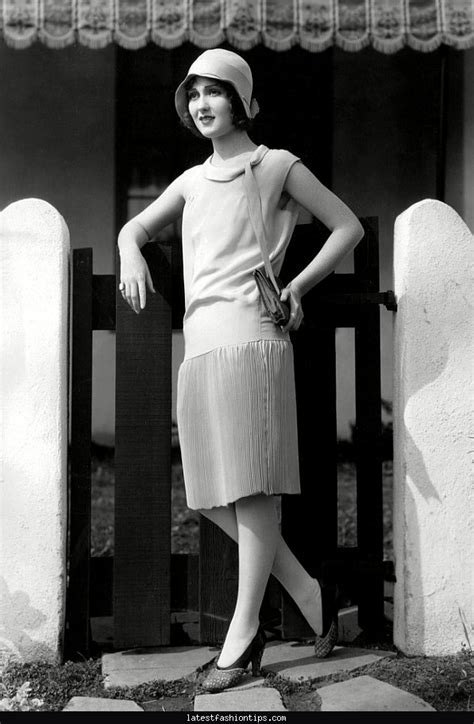 fashion style of the 1920s