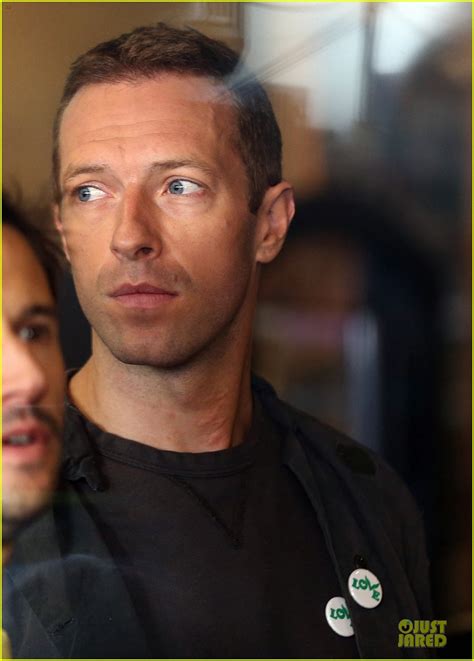 Chris Martin Flaunts Muscles For Coldplay S A Sky Full Of Stars Music