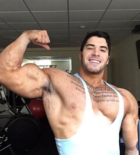 Bodybuilders With Stretchmarks On Tumblr Adam Gerber