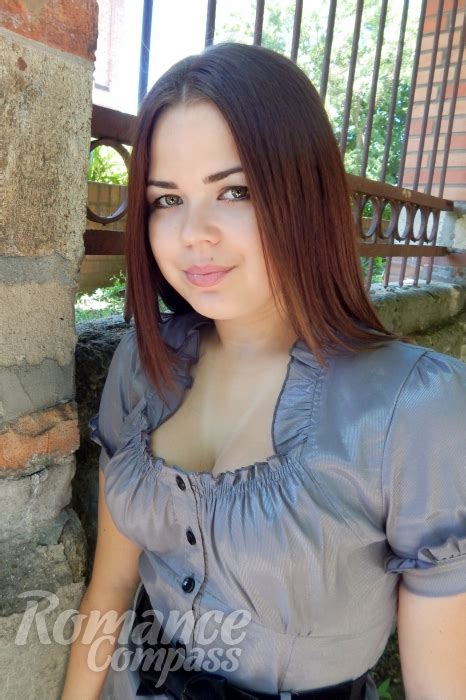 date ukraine single girl vladislava green eyes brunette hair 27
