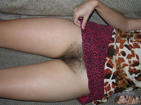 desi hairy bush in gallery indian amateur hairy pussy giving her best at nude modeling