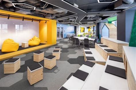 massive design creates office  bnp paribas eurobuildcee