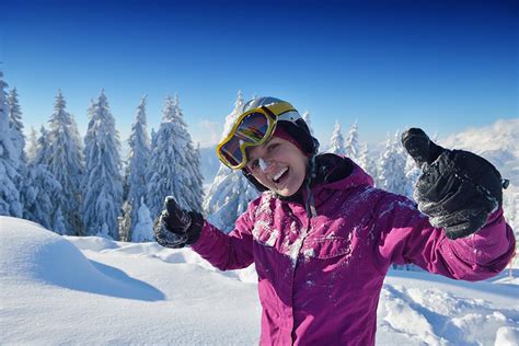 Women On The Snow Empowering Women To Seek Out