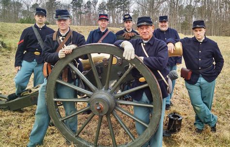 historys guardians fort lee group resurrects civil war artillery unit article  united