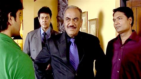 Watch Cid Episode No 438 Tv Series Online The Bizarre Suicide Sonyliv