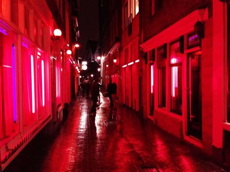 inside amsterdam s red light district amsterdam red