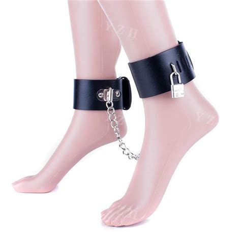 pu leather kinky double lock ankle cuffs with strong steel