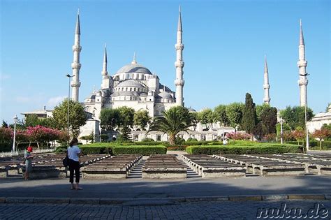 blaue moschee sultan ahmet moschee istanbul tuerkei westasien