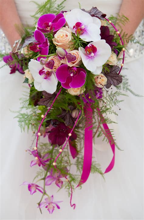 Beautiful Wedding Flowers And Bespoke Bouquet Ideas