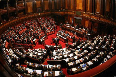 italia  la repubblica parlamentare diventata premierato