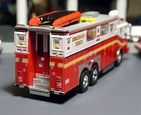 code  diecast fire truck collection   fdny heavy rescue