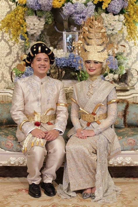 tradition wedding hotel shangri la jakarta bride dept pernikahan hotel