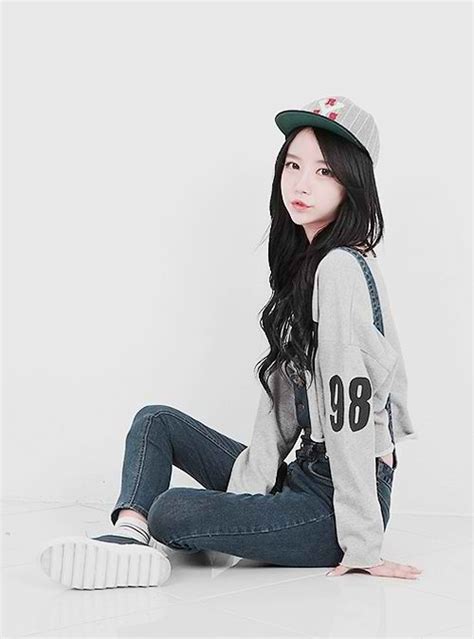simple outfit ideas casual outfits for teens snap back korean fashion pinterest girl