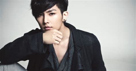 biodata singkat artis taiwan aaron yan pemeran drama just you my diary s lusia