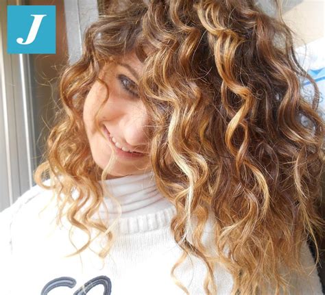 La tecnica del degradé è una tecnica di colorazione in verticale che ci permette di schiarire coprire. Pin su Natural shades - DegradÃ© Joelle