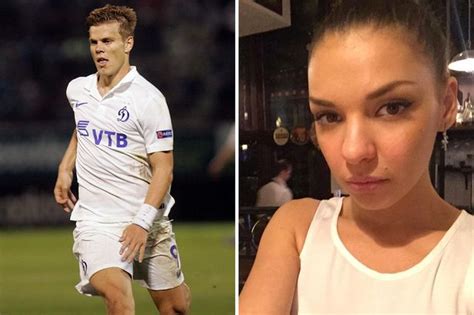 Porn Star Offers Russian Forward 16 Hour Sex Session If He
