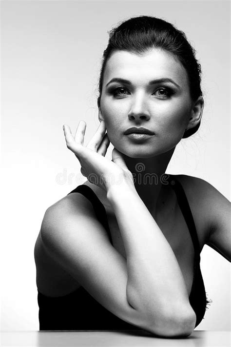 Black And White Portrait Of Luxury Woman Stock Image Image Of Skin