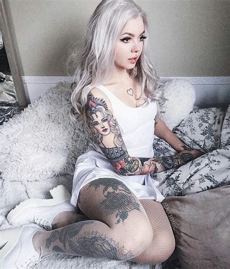 Top 10 Foto Wanita Tatoan Yang Cantik Cantik Part 7 Tato Terbaru