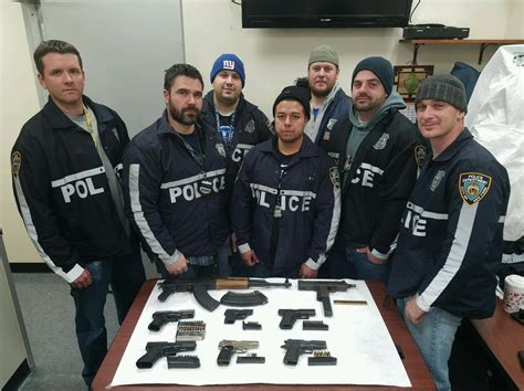 Nypd Cops Arrest 10 People Seize 9 Guns In Brooklyn