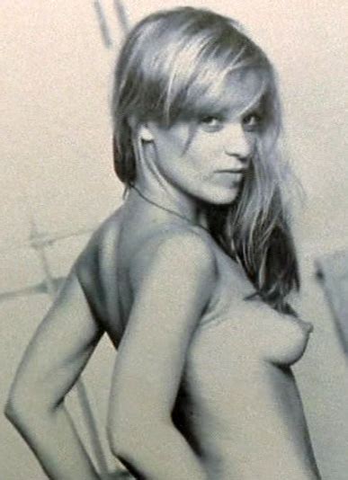 Friederike Kempter Nude Pics Page 1