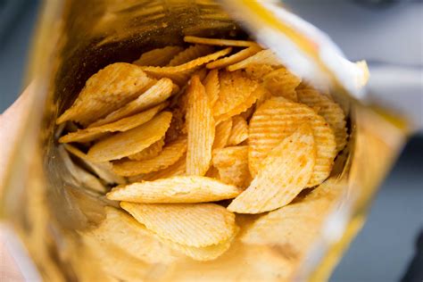 pourquoi les paquets de chips sont toujours  moitie vides gourmandizbe