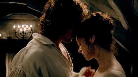 36 of the sexiest borderline nsfw moments from outlander popsugar entertainment photo 26