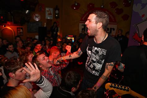 riot    defeater carpathian striking justice eindhoven