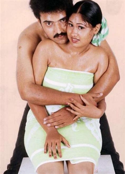 cine hot south indian girls in towel bathing dress very rare pictures
