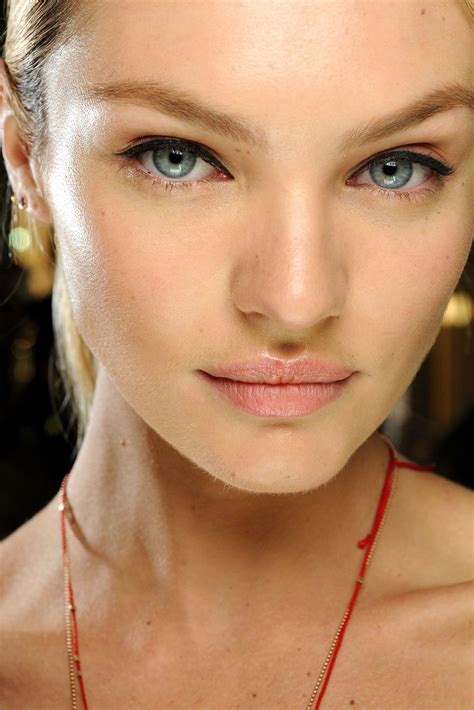 barely there cat eye on candice swanepoel beauty myth makeup trends natural lips