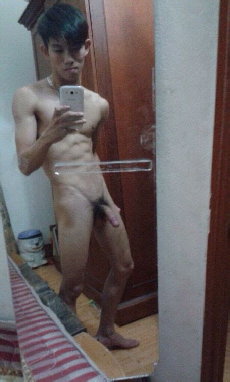 nude selfies queerclick