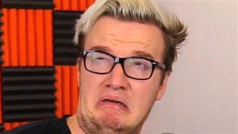 petition lets  mini ladd knighted changeorg