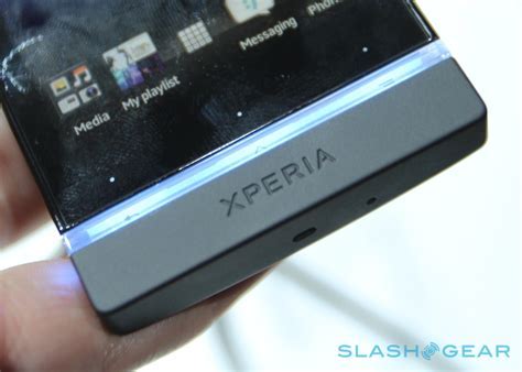 Sony Xperia U hands on   SlashGear
