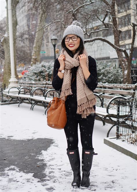 casual snow day outfit skirt  rules nyc style blogger