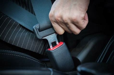 6 simple steps to get your broken seat belt buckle fixed