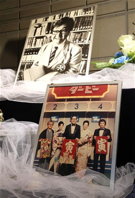篠沢秀夫さん通夜に約350人参列 「クイズダービー」の品飾られしめやかに 産経ニュース