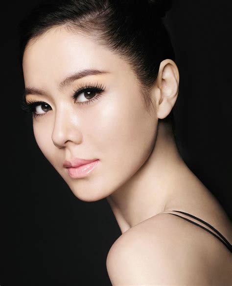 korean actors and actresses photo son ye jin korean face plastic