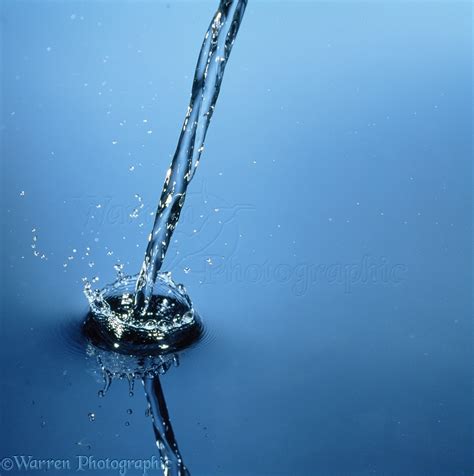 pouring water  water photo wp