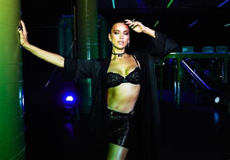 irina shayk sexy in savage x fenty show 14 photos video